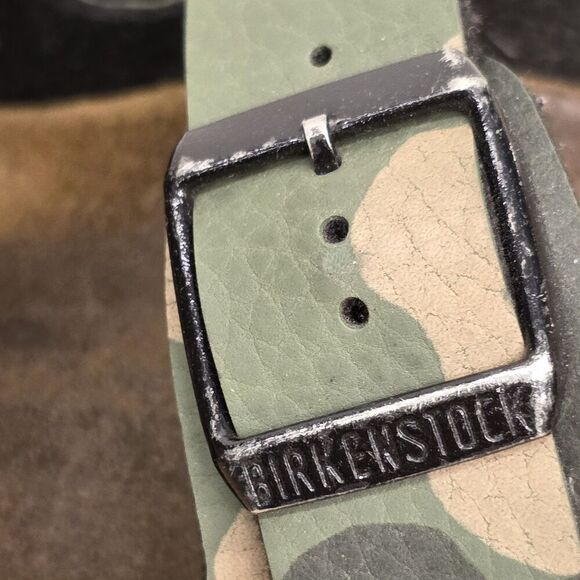 Birkenstock Sandals Youth 11-11.5 Green Camo Cork Buckled Two Strap Slip On - Picture 3 of 8